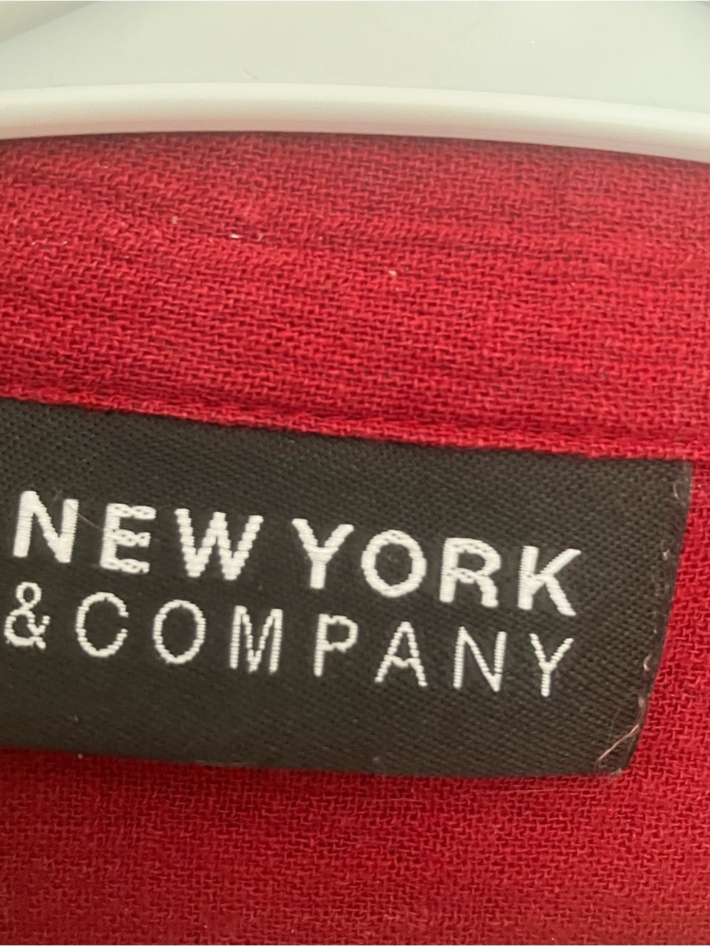 New York & Company Dark Red Textured Button-Down Shirt - Picture 4 of 7